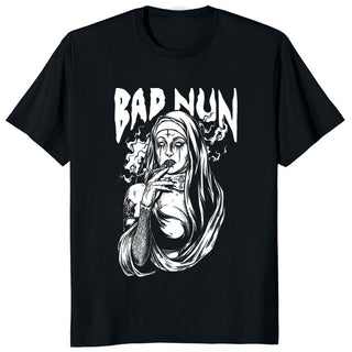 Schwarzes "Bad Nun" Unisex T-Shirt, jetzt bestellen bei Darkonia.de