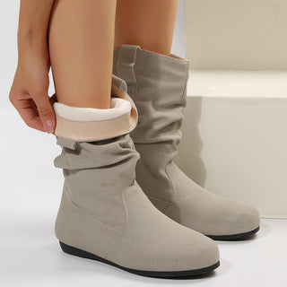 Flat warm women's boots