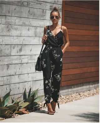 Schwarzer Sommer Jumpsuit, jetzt bestellen bei Darkonia.de