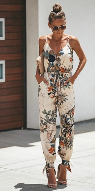 Weißer Sommer Jumpsuit, jetzt bestellen bei Darkonia.de