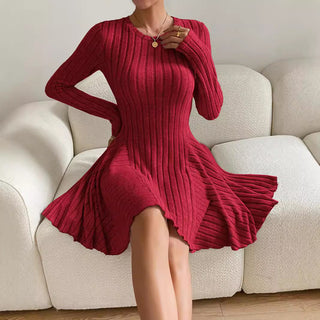 Long-sleeved knit dress with long sleeves